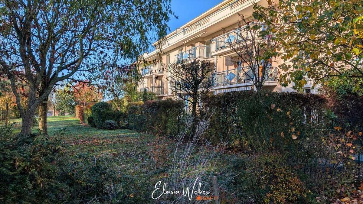 Photo 6 - Appartement à LES PONTS-DE-CE