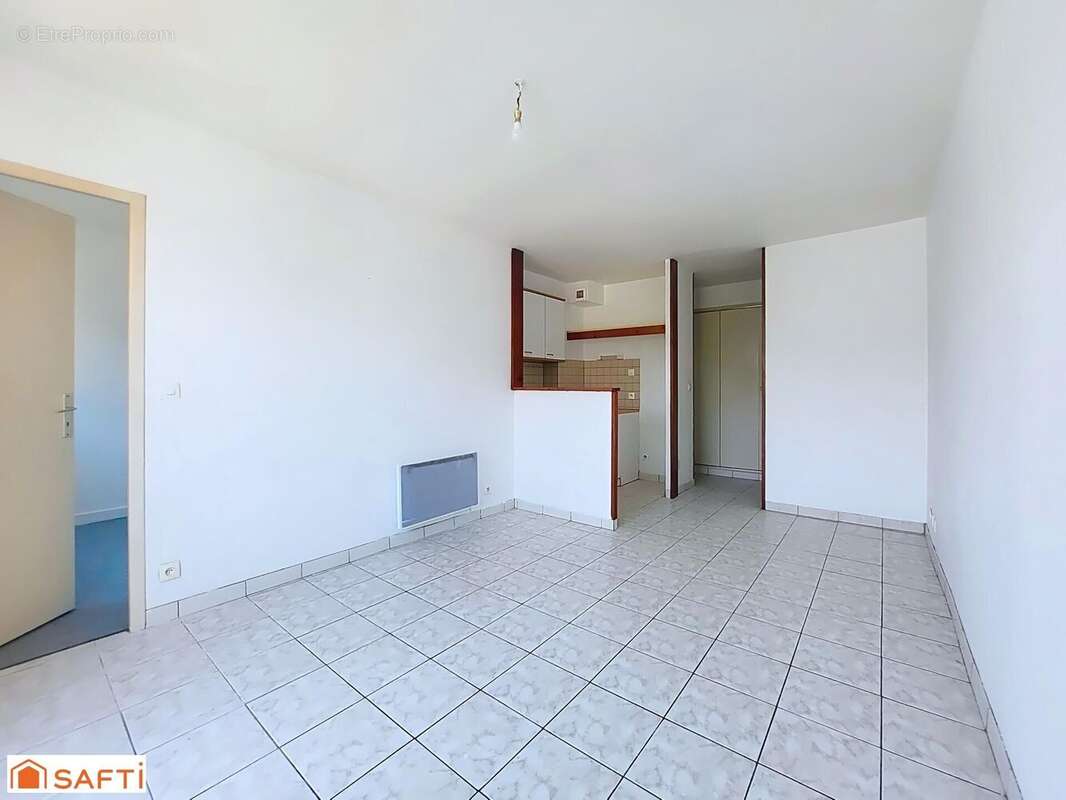 Appartement 38 m² à Niort  - photo 2