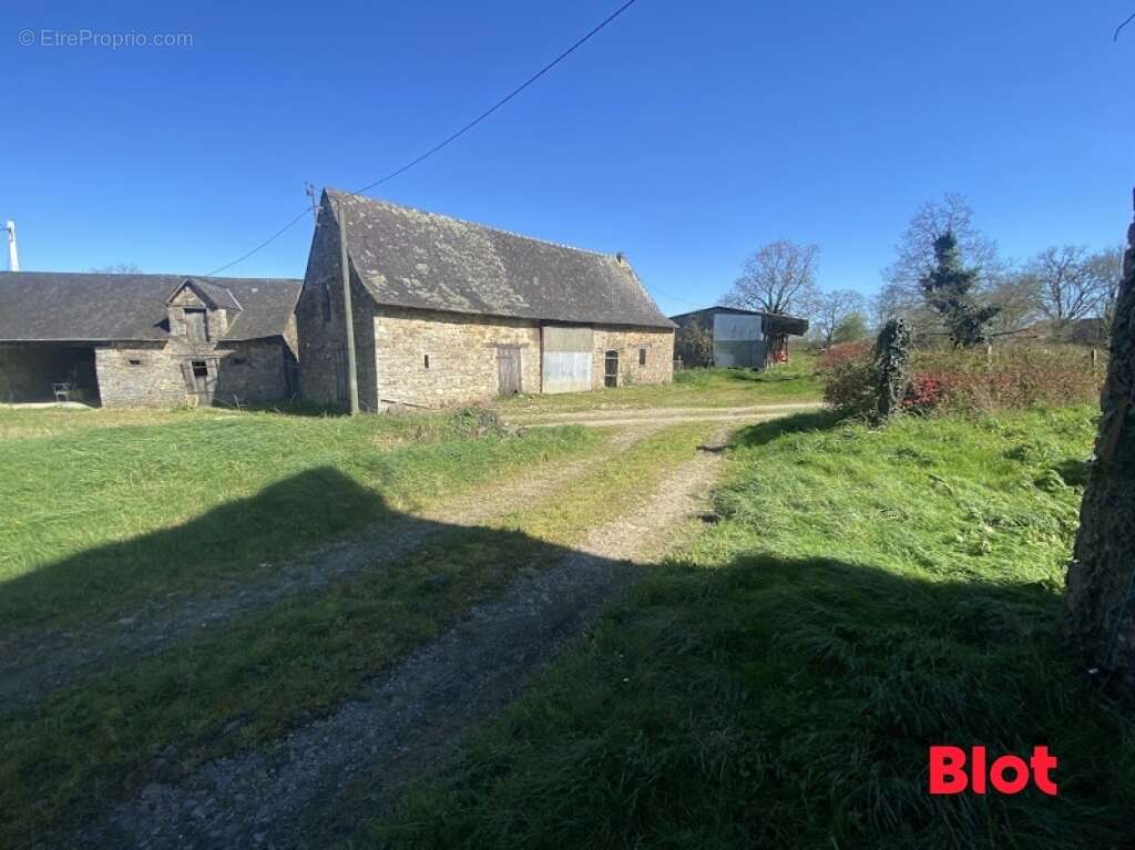 Maison à MARTIGNE-FERCHAUD