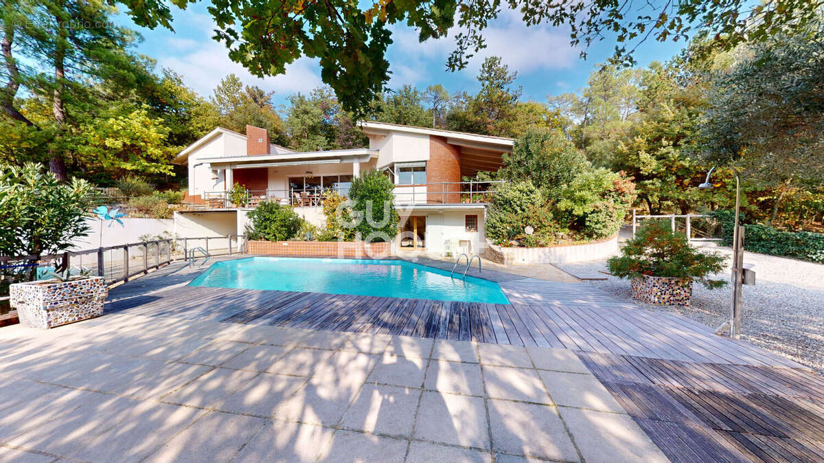 Maison à ETOILE-SUR-RHONE