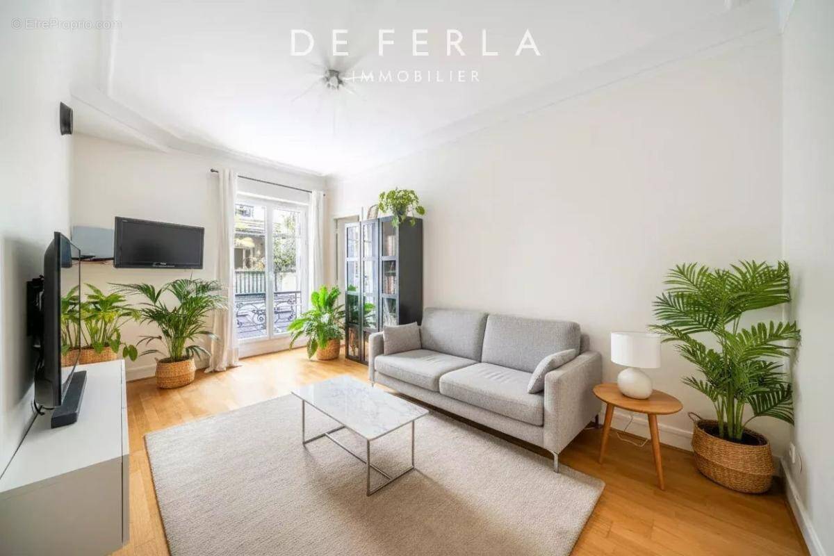 Appartement à PARIS-5E