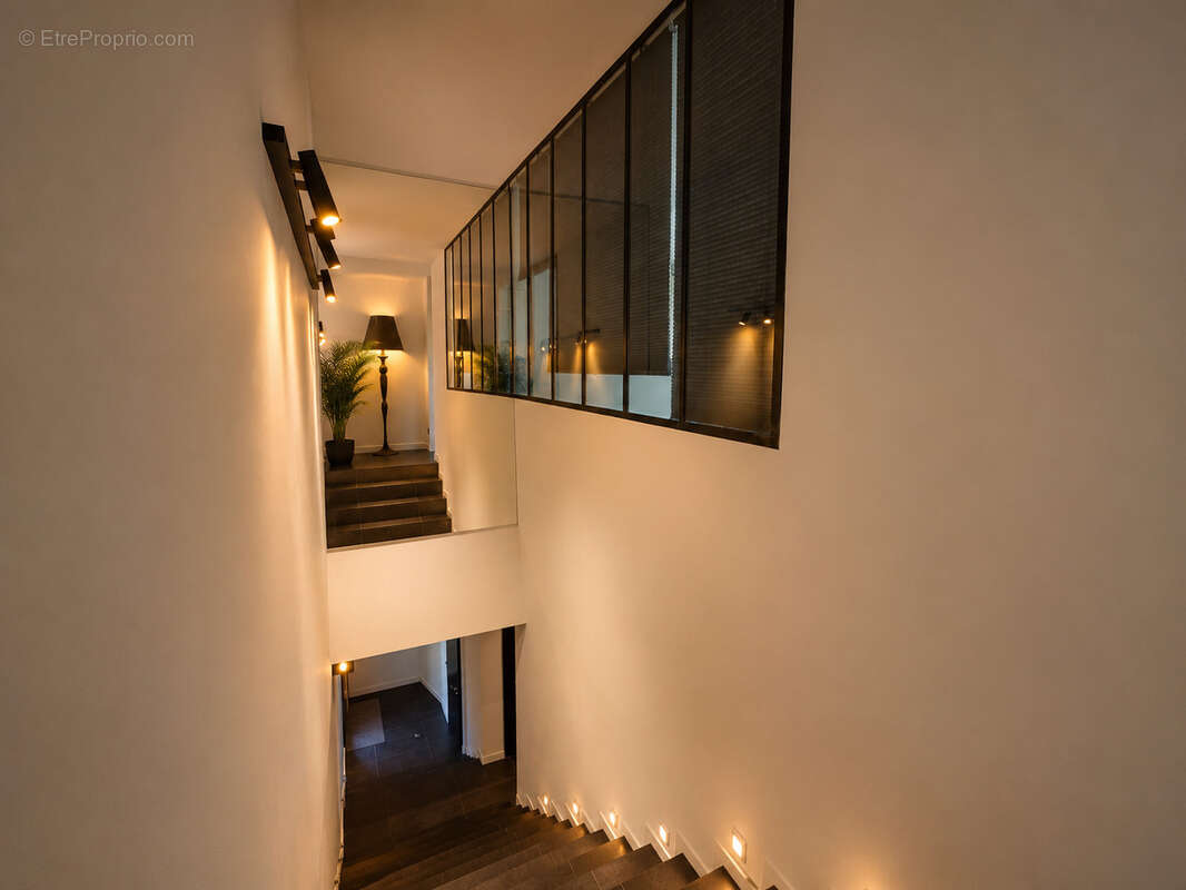 Maison exceptionnelle sur les hauteurs de vienne - photo 8