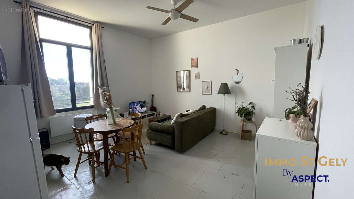 Appartement à LUNEL