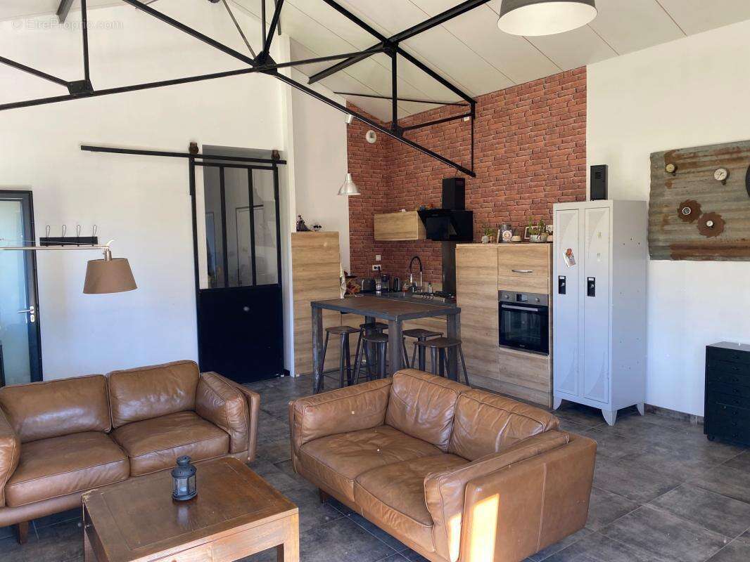 Maison à LA SUZE-SUR-SARTHE