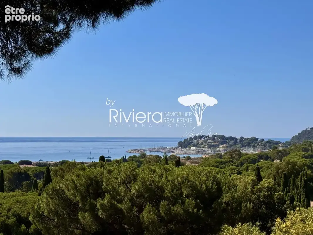 VUE MER et PLAGE A PIED - 5 chambres et piscine ! - photo 3