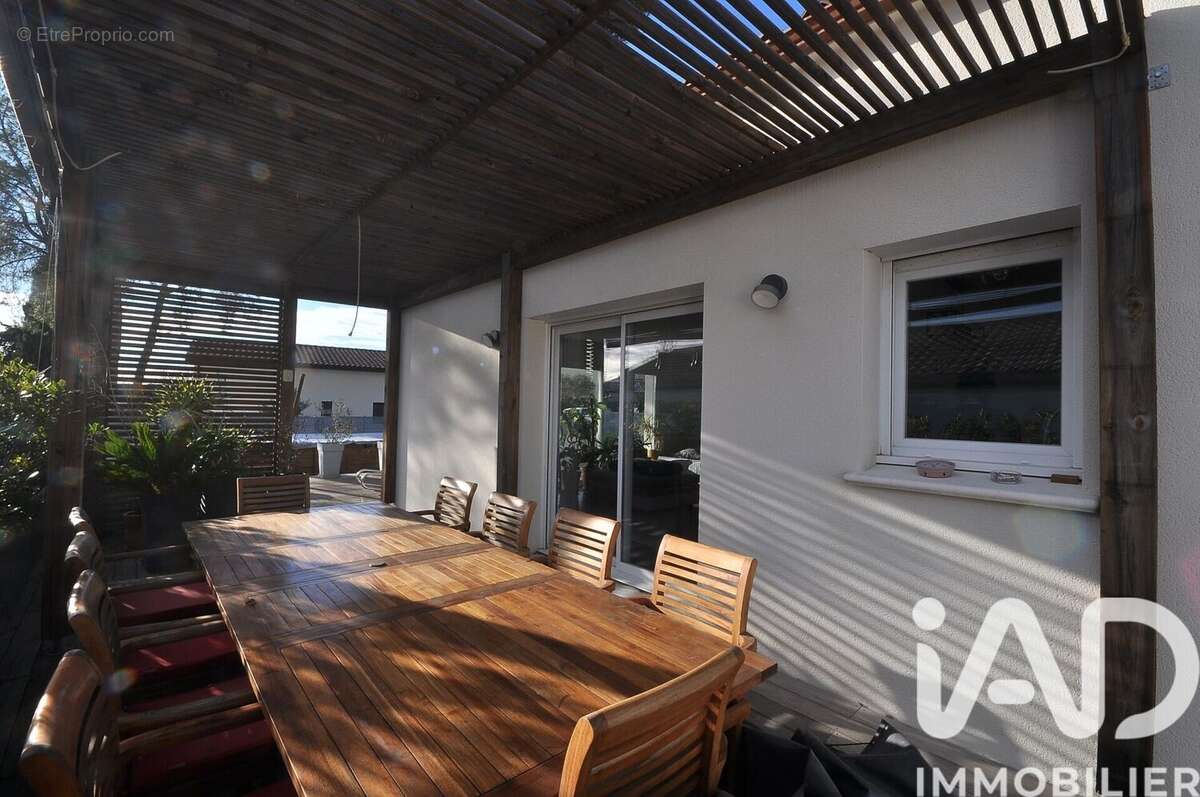 Maison 125 m² à Aujargues  - photo 2