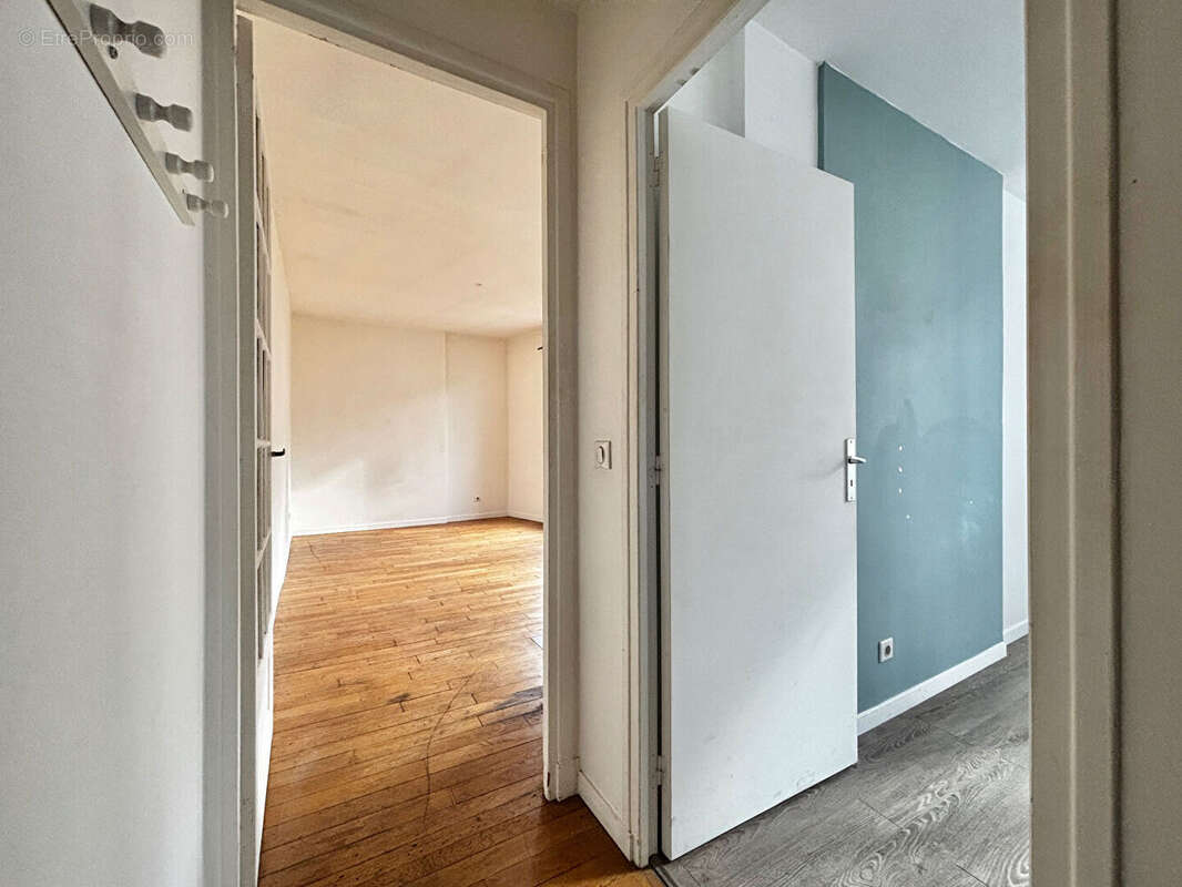 Appartement à PARIS-19E