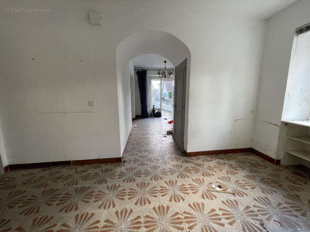 Maison à BUSSIERE-GALANT