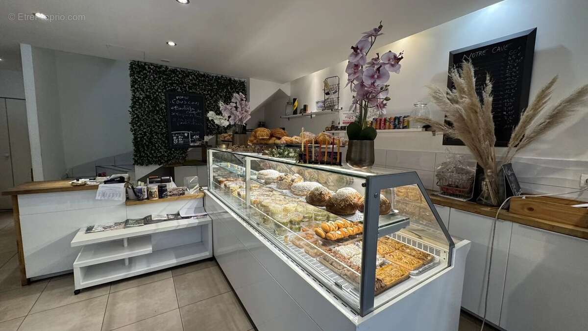 Commerce à MARSEILLE-8E