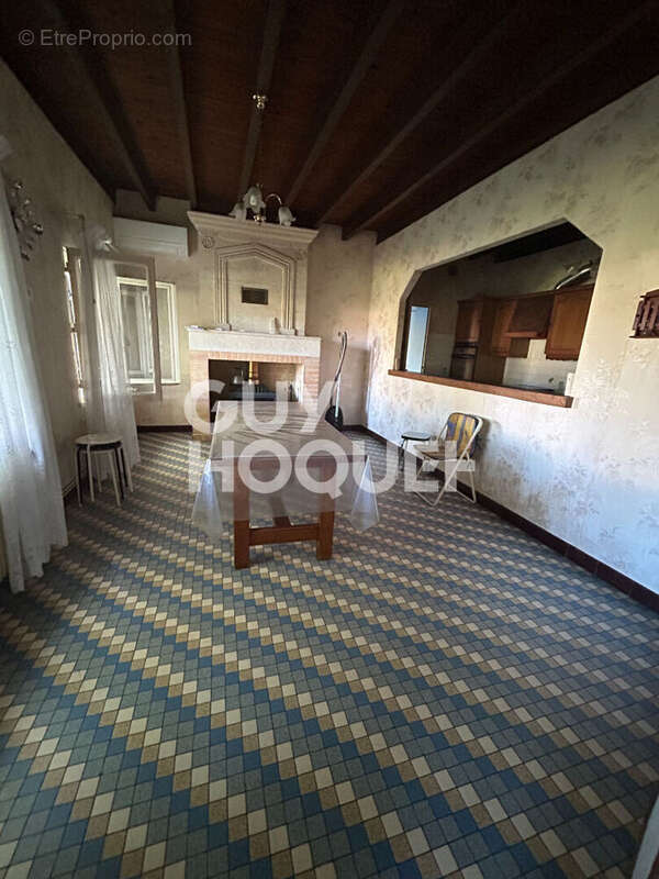 Maison à SAINT-EMILION