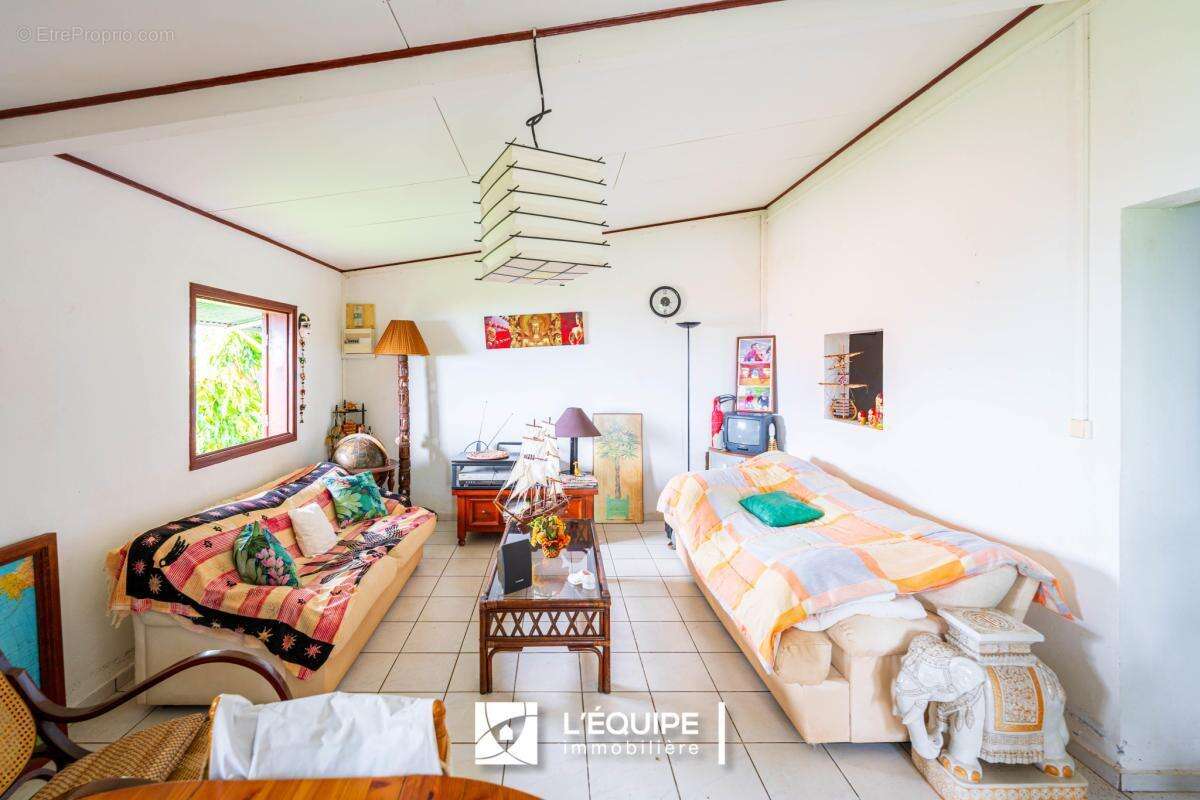 Maison à SAINT-DENIS