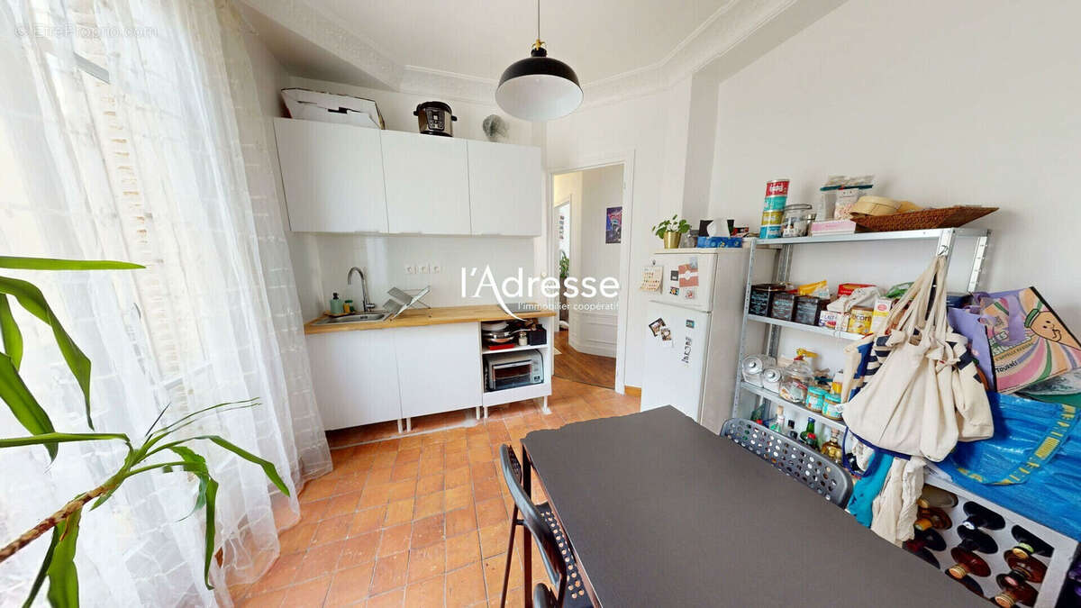 Appartement à PARIS-12E