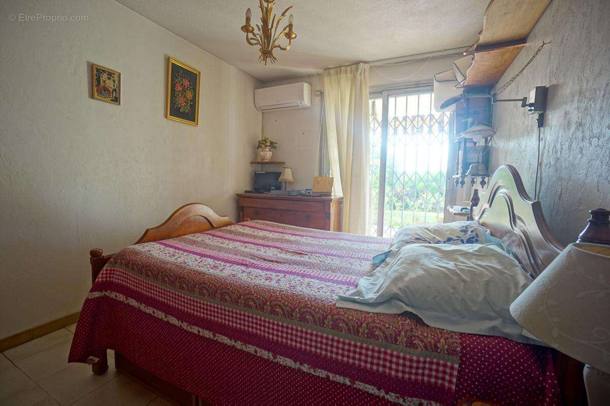 Appartement à LE CANNET