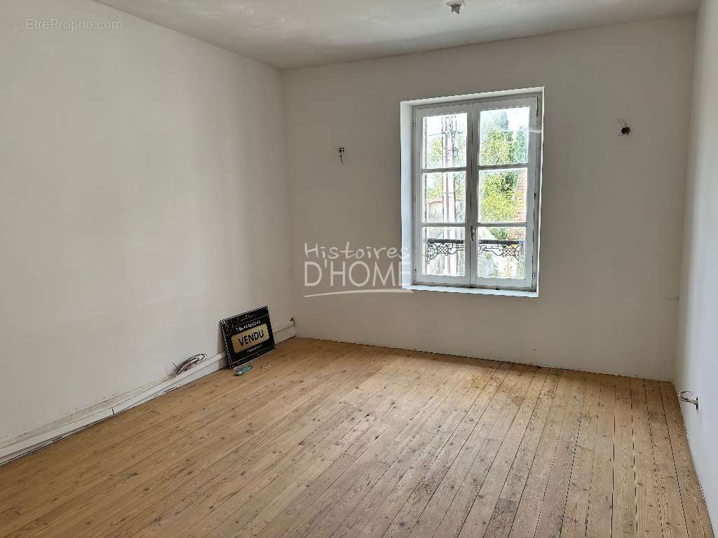 Maison à LA FERTE-GAUCHER