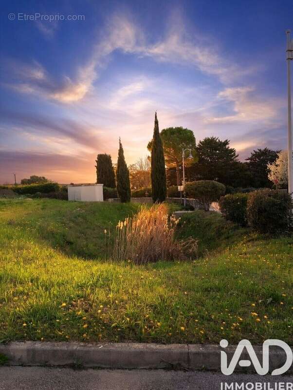 Photo 3 - Terrain à UZES