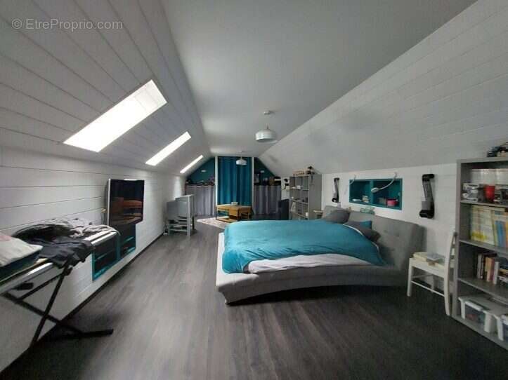 Maison à SAINT-PLANCHERS