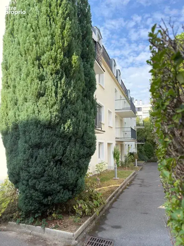 Appartement À Vendre - photo 2