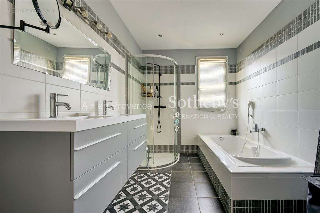 Villa contemporaine piscine - photo 27