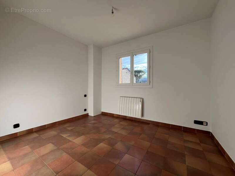 Maison à AURIBEAU-SUR-SIAGNE