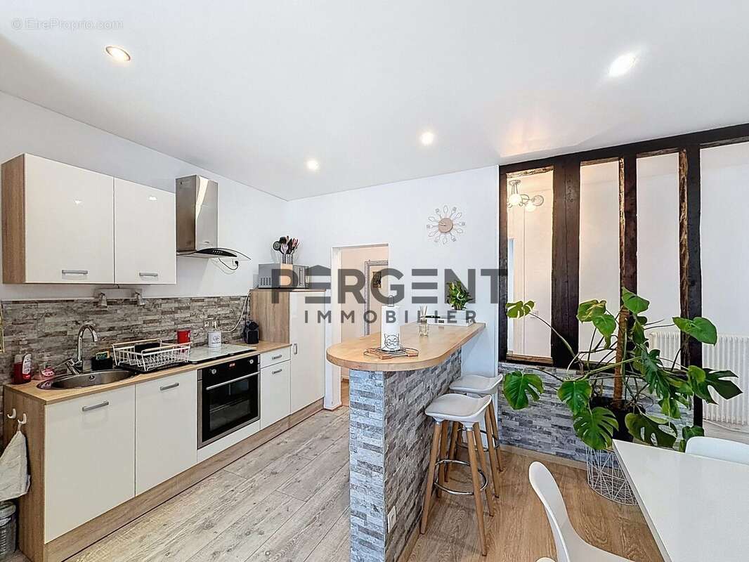 Appartement à CHARLEVILLE-MEZIERES