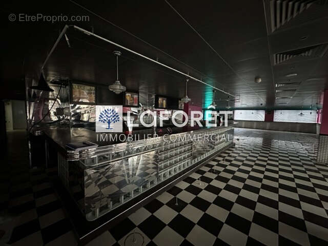 Commerce à NOYELLES-GODAULT