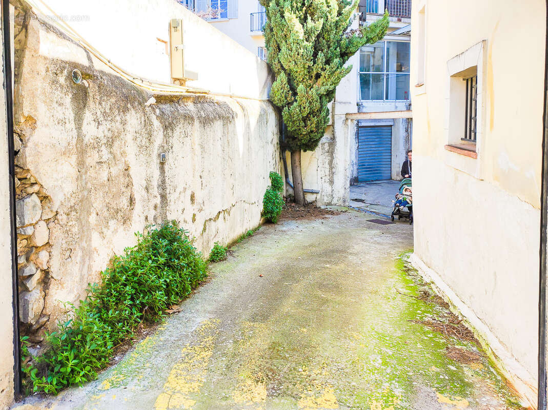 Parking à AIX-EN-PROVENCE