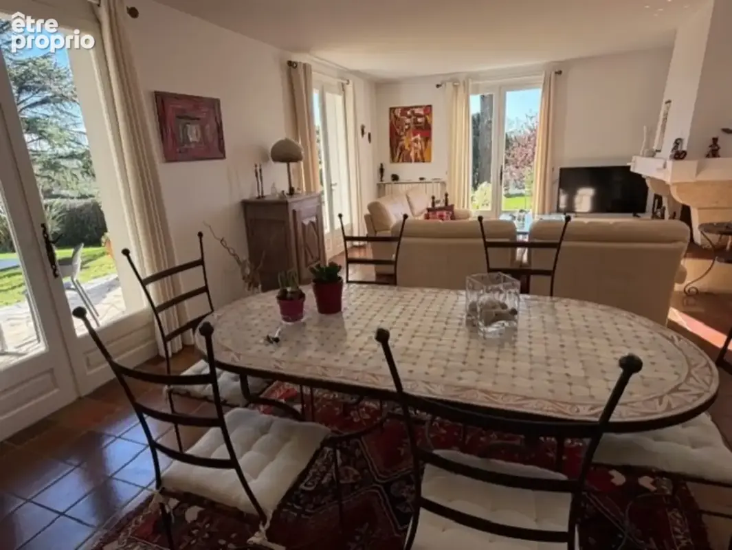 AIGNAN(32) : ELEGANTE MAISON TRADITIONNELLE  des années 80, SANS TRAVAUX, 150m2 habitables, bien située à AIGNAN, sur 2.000m2, l - photo 27