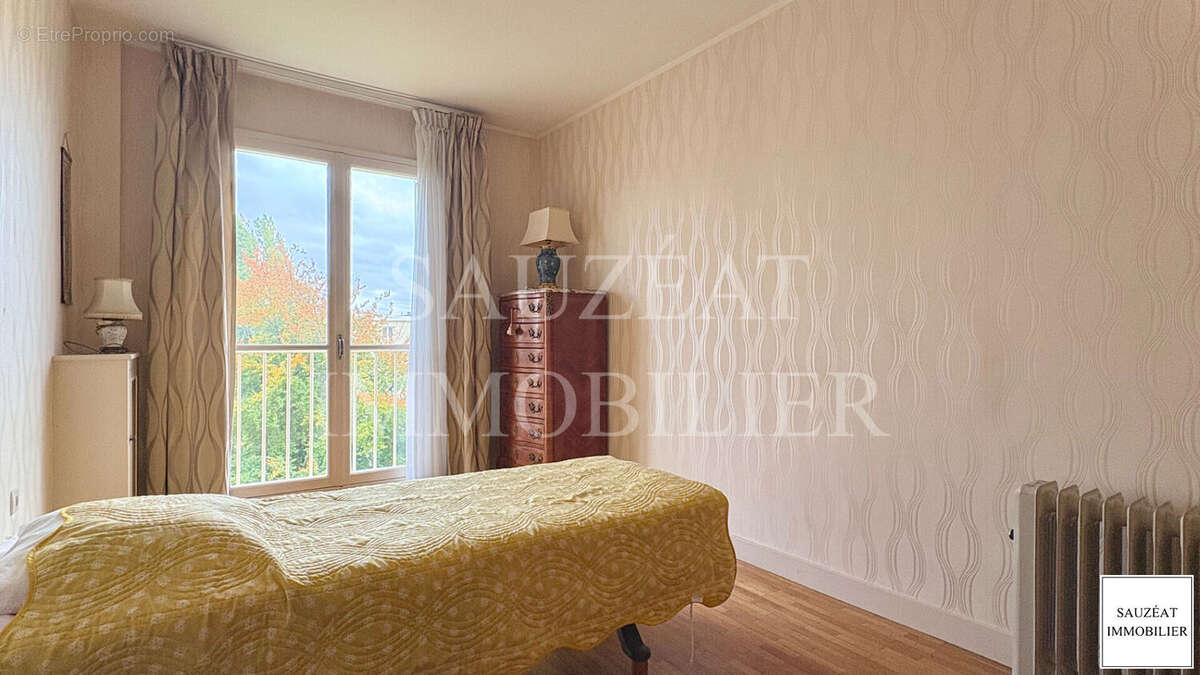 Appartement à MONTROUGE