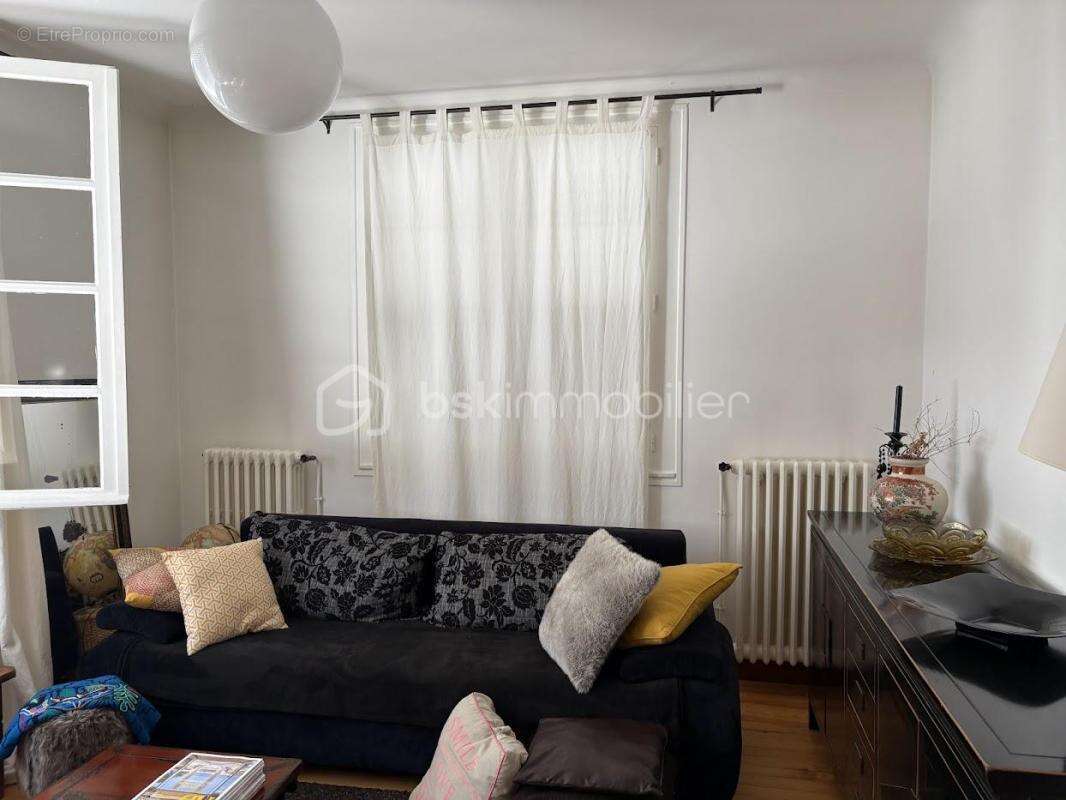 Maison à TREBONS