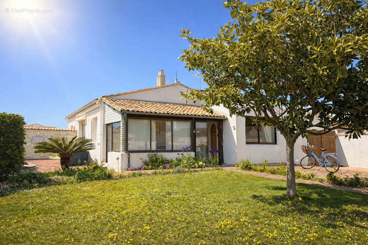Maison à LA COUARDE-SUR-MER