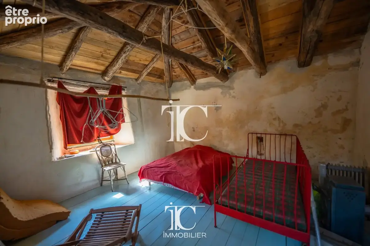Mas de hameau du xviiieme siècle  100 m² habitables  4 chambres  terrain 340 m²  à 25 min des vans - photo 16