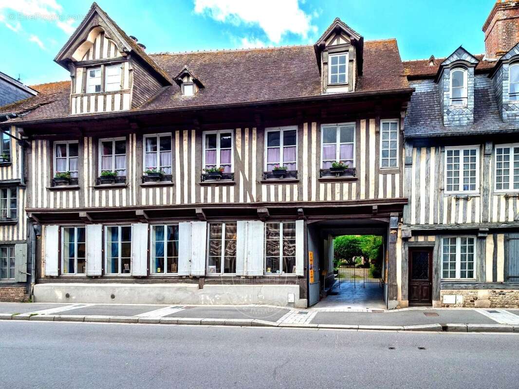 Maison à PONT-L'EVEQUE