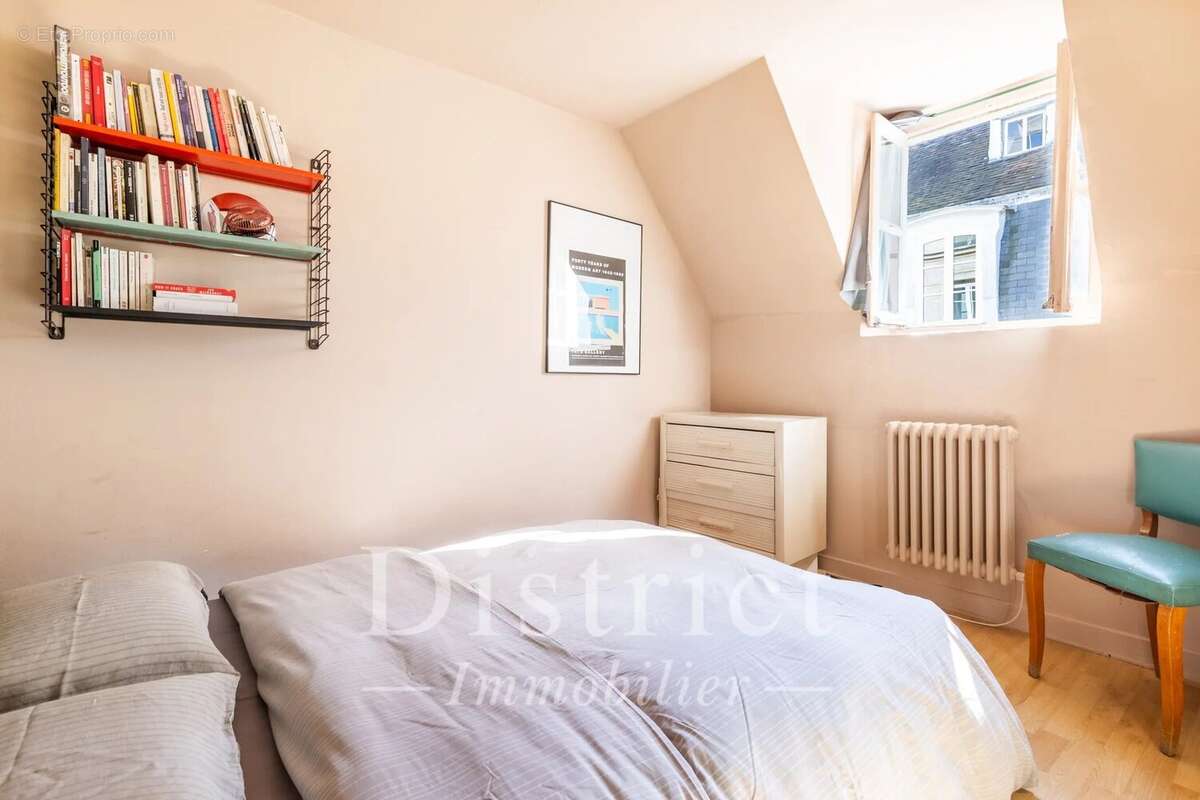 Appartement à PARIS-3E