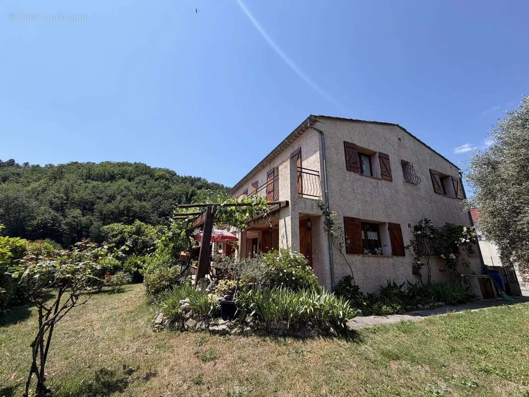 Maison à CONTES