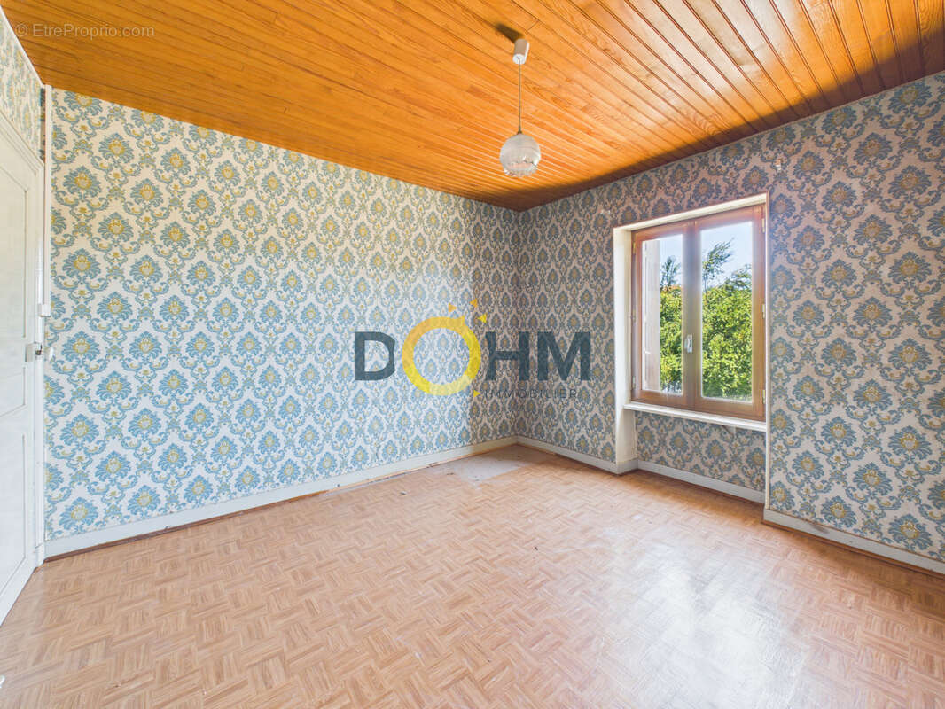 Maison de 138 m2 avec grange et terrain   Charbonnier-les-Mines - photo 9