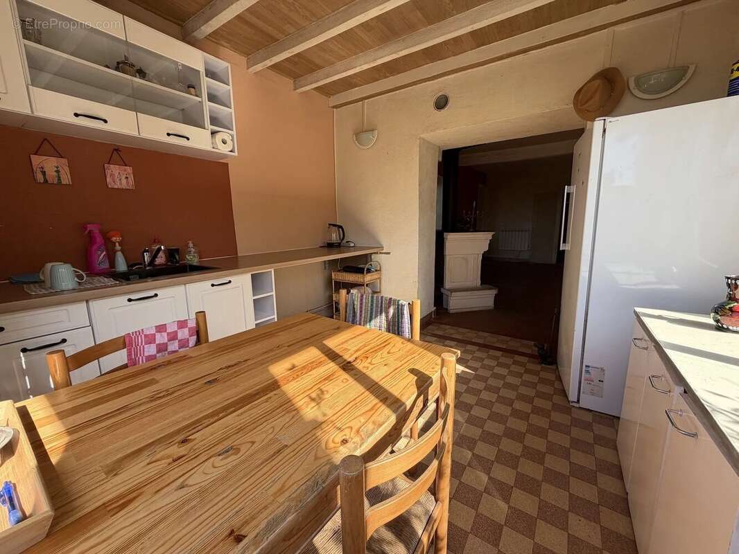 Maison à SAINT-HONORE-LES-BAINS