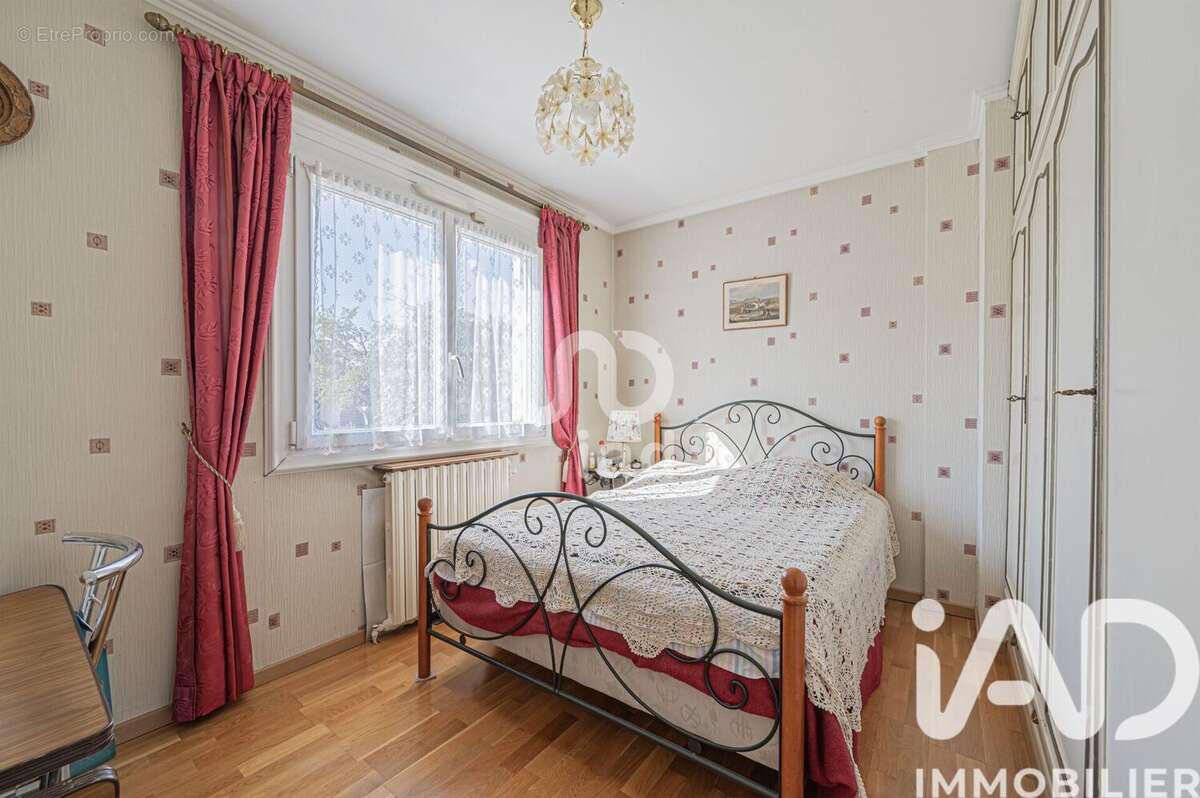 Photo 9 - Maison à LIVRY-GARGAN