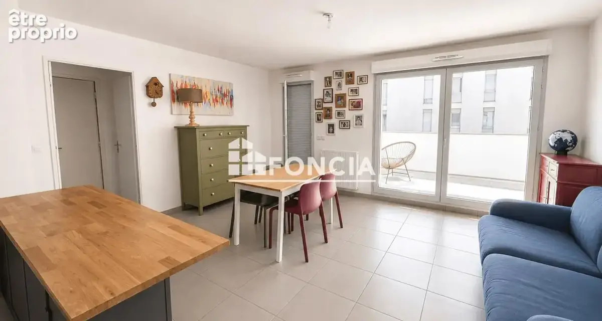 Appartement T3 avec grand balcon couvert et parking – Villefranche-sur-Saône - photo 3