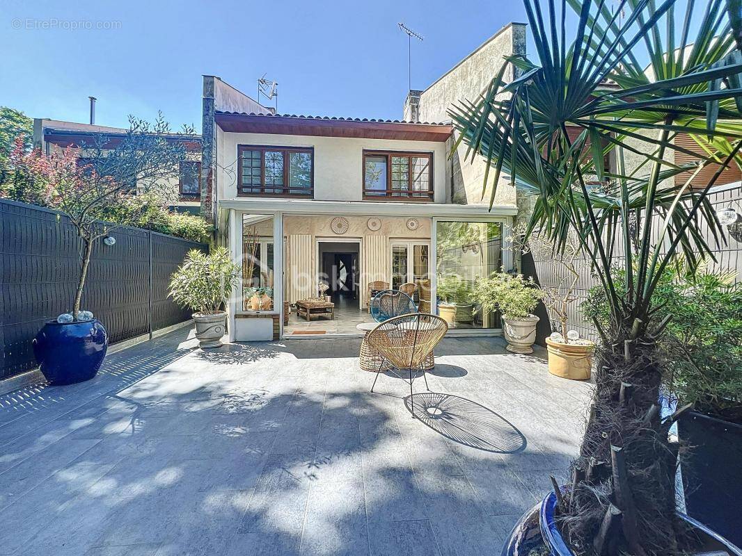 Maison à RIS-ORANGIS