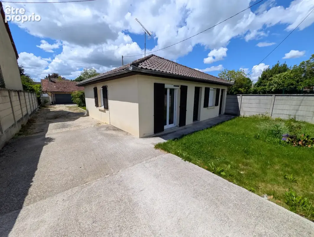Vente Troyes maison plain-pied 71m2 2 chambres sur 403m2 terrain - photo 2