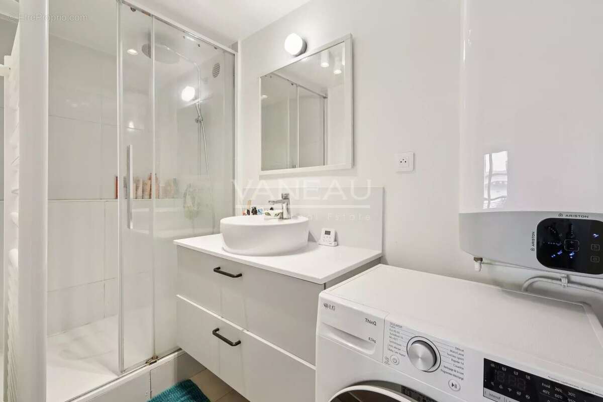 Appartement à PARIS-9E