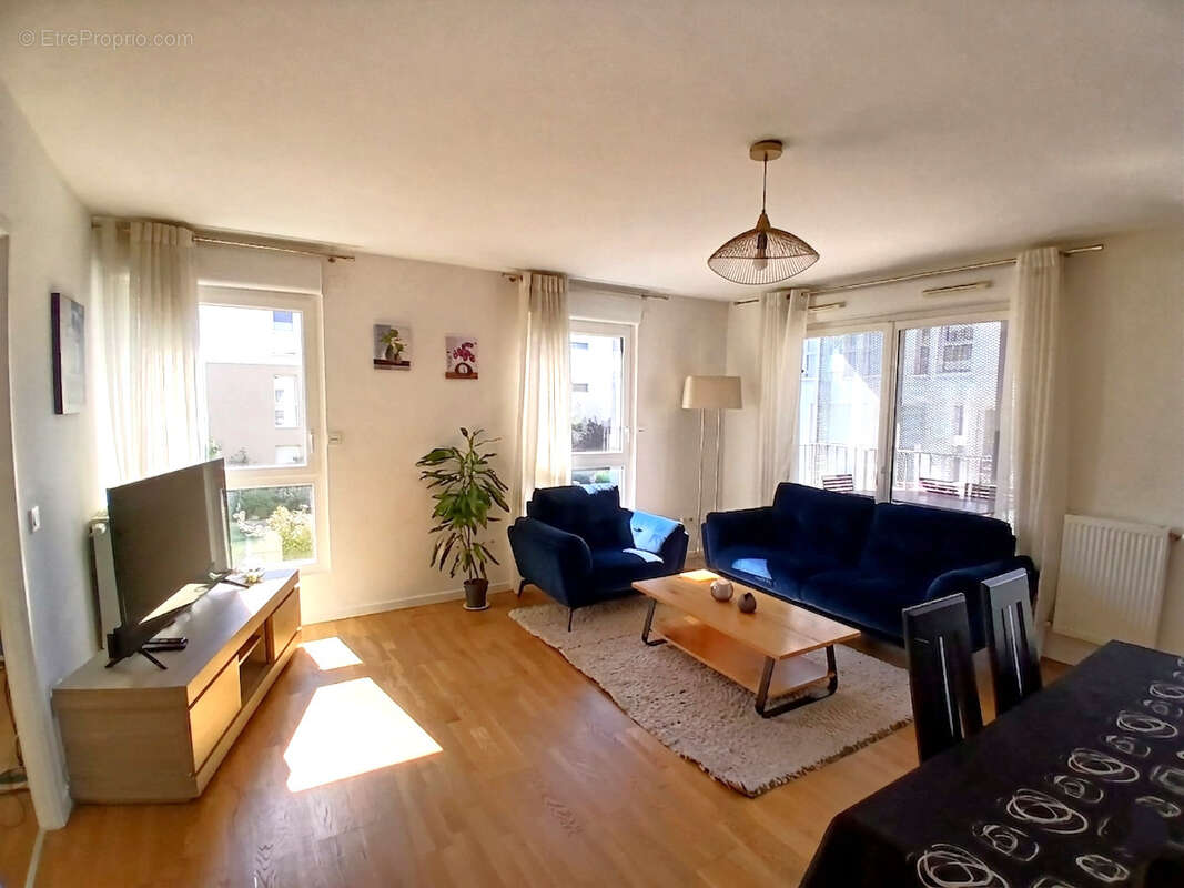 Appartement à NOGENT-SUR-MARNE