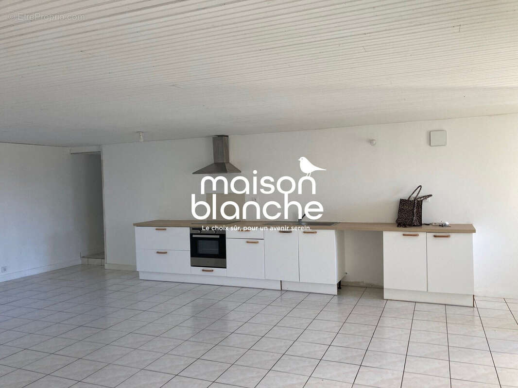 Maison à SOUDAN