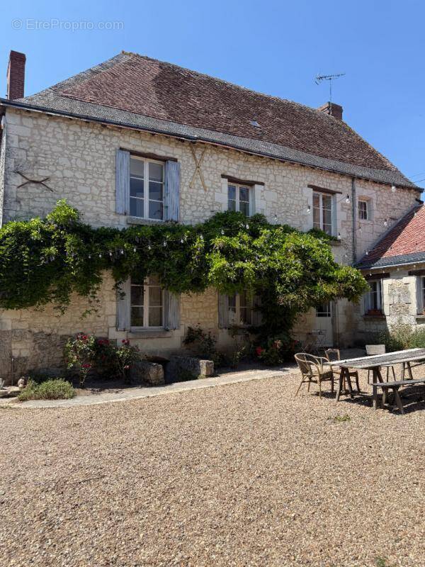 Maison à SAINTE-MAURE-DE-TOURAINE