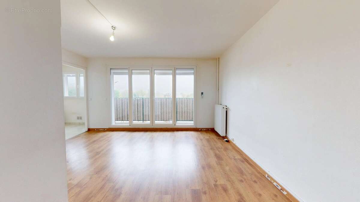Appartement à LIVRY-GARGAN