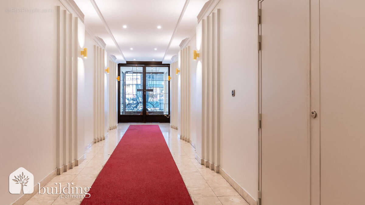 Appartement à PARIS-17E