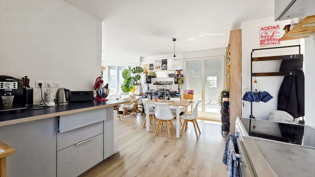 Duplex en rooftop Bagnolet 4 pièce(s) 89.88 m2 - photo 13