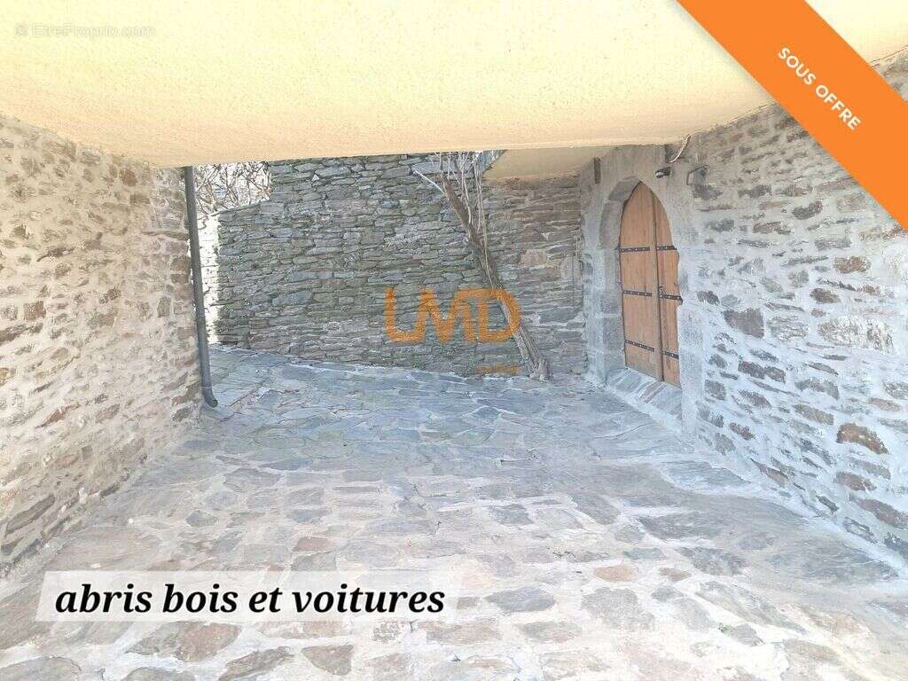 Mas de caractère au cœur d'une nature préservée - photo 11