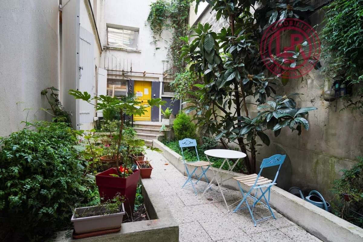 Appartement à PARIS-19E