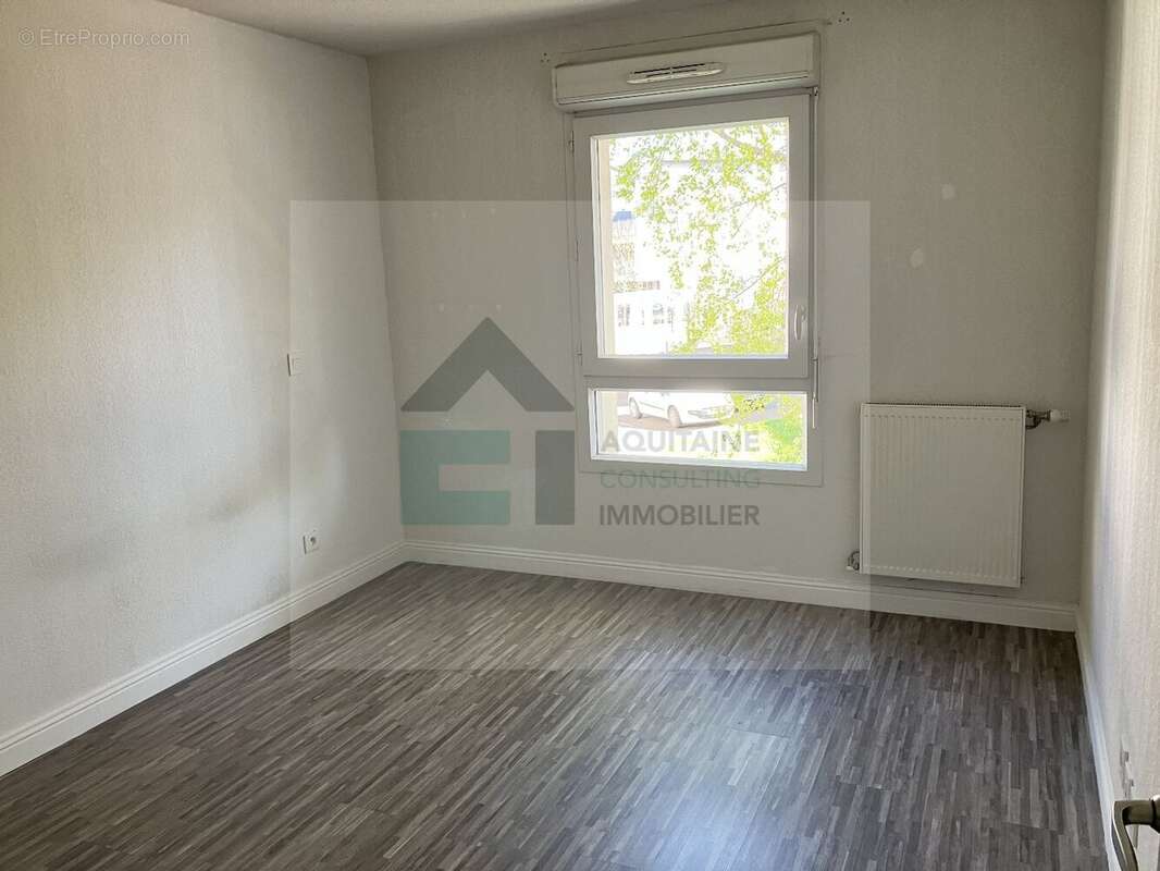 Appartement à VILLENAVE-D'ORNON